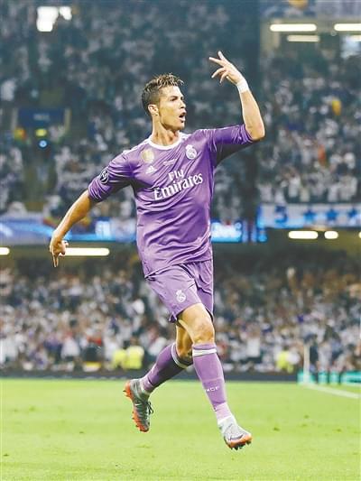 展现出强大 展现出强大